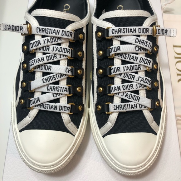 (sold)Walk'N'Dior Sneaker
Black Cotton Canvas 37 Size - Picture 9 of 12